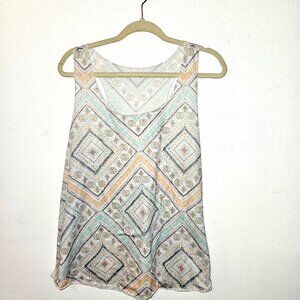 Peach & Green Maurices + Size 1 Racer Back Tank Top Cami Lightweight